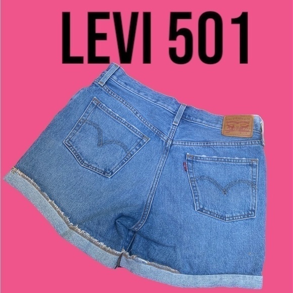 Levi’s 501 button fly size 29 medium wash distressed shorts. Just like new! - Picture 12 of 15